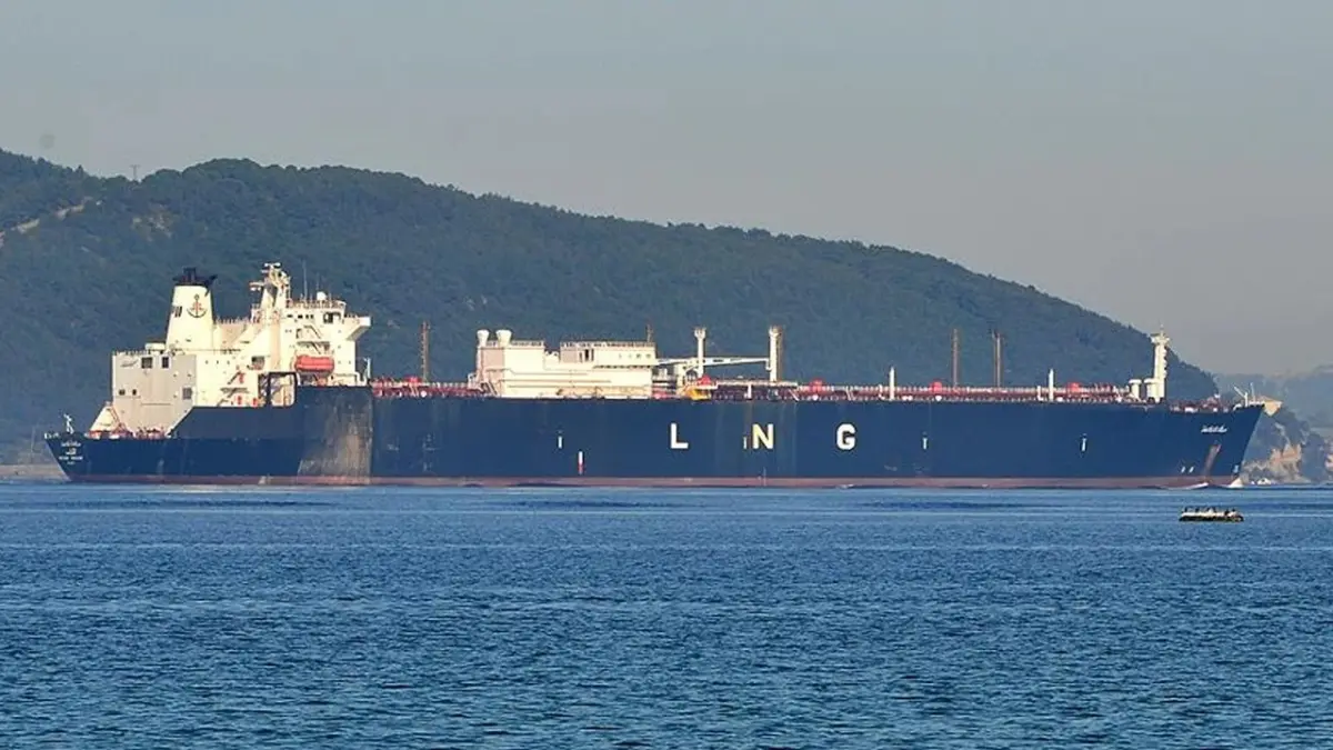 İran limanlarına giden 37 gemi geri çevrildi